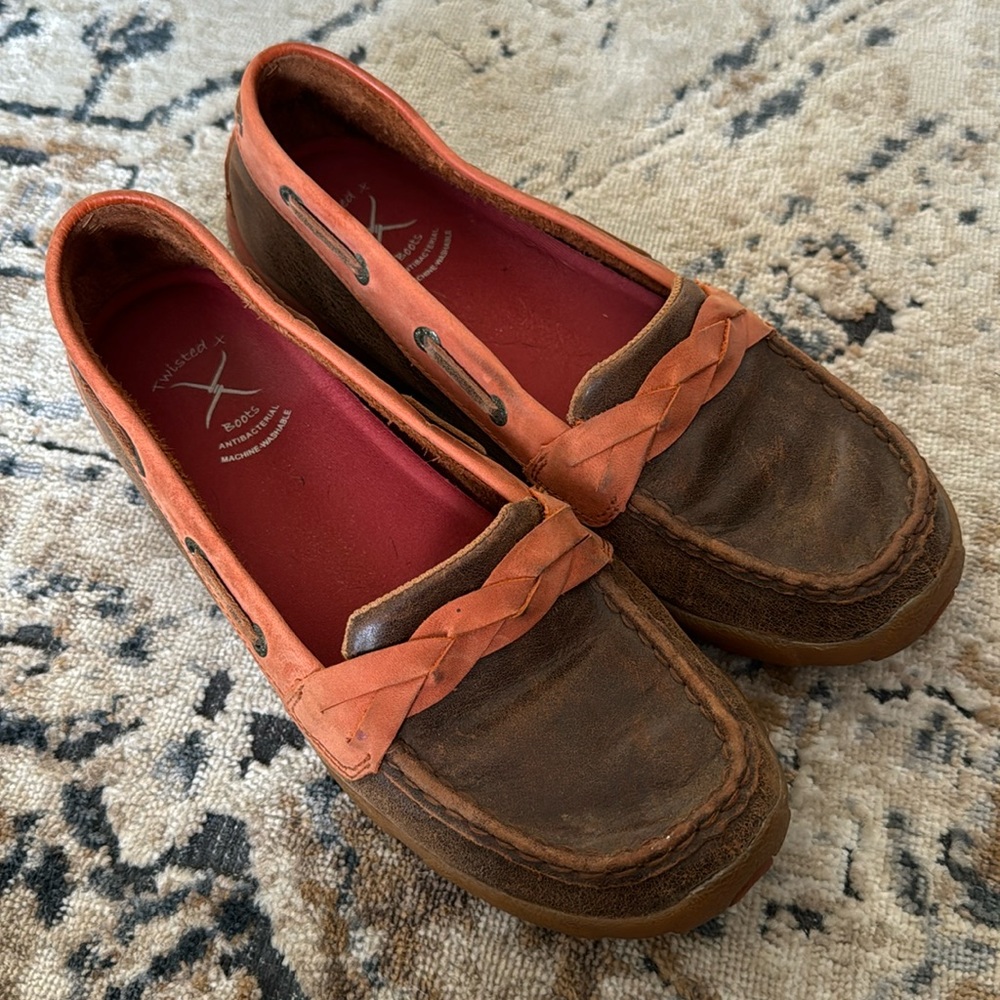 Twisted X Slip-on’s